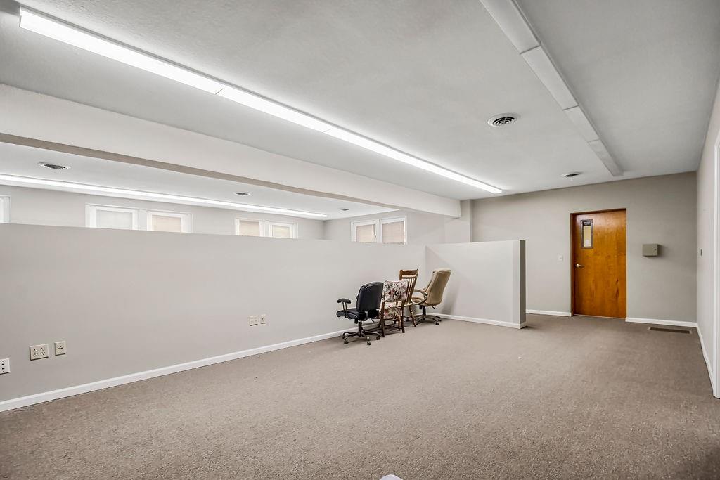 5 S Peoria Street Property Photo 28