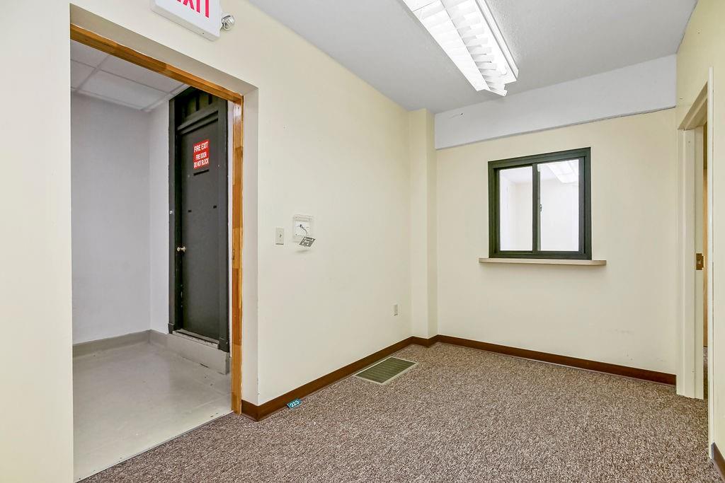 5 S Peoria Street Property Photo 43