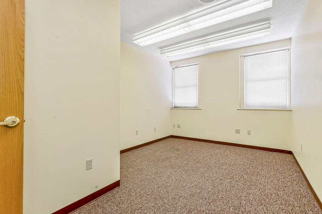 5 S Peoria Street Property Photo 44