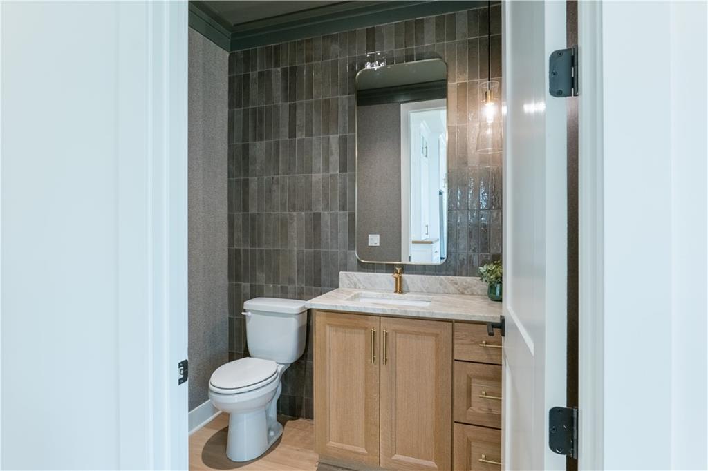 2860 W 133rd Terrace Property Photo 12