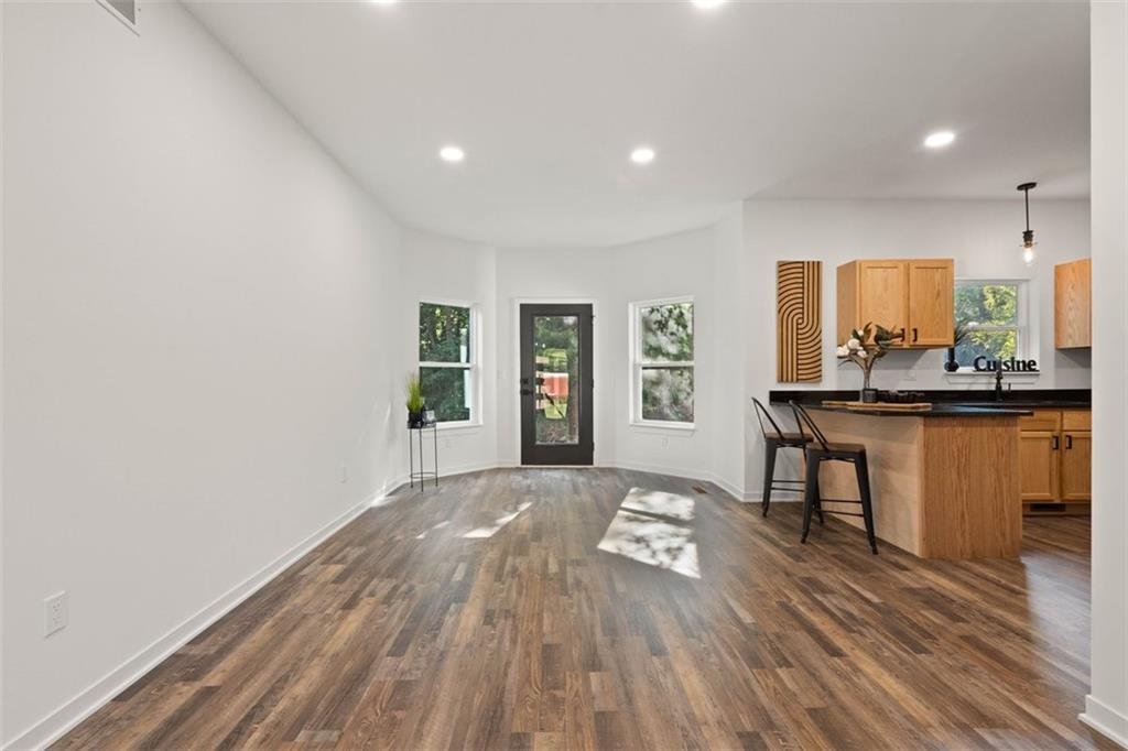 418 N Taylor Street Property Photo 16