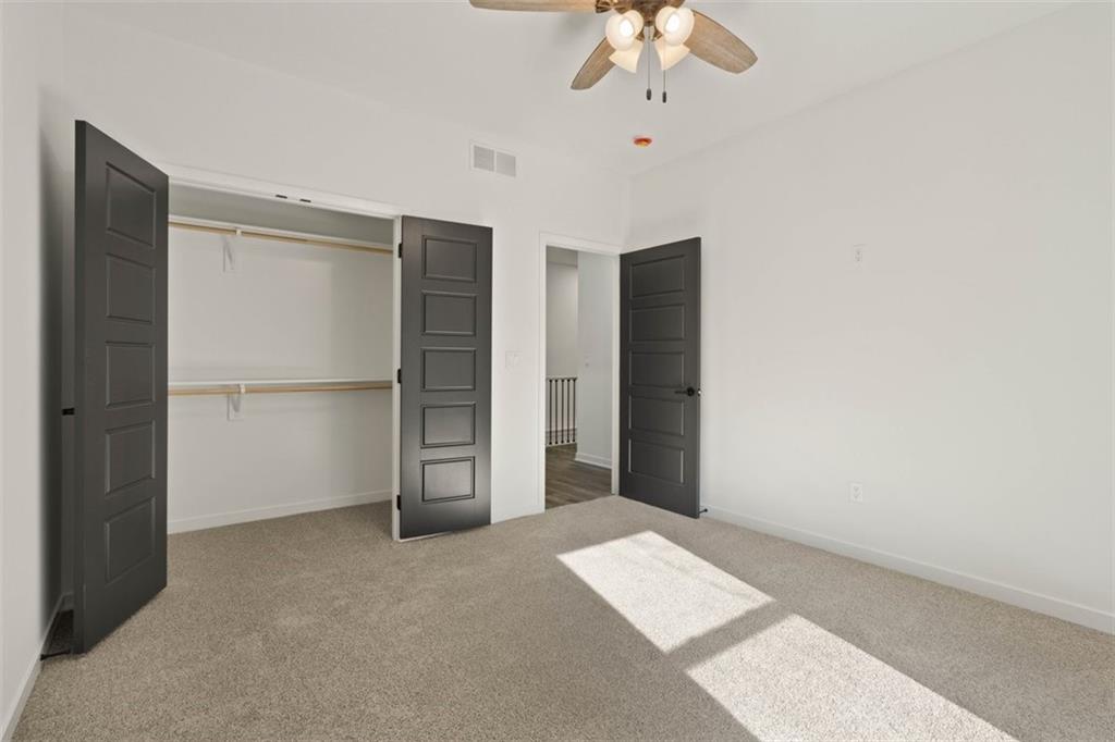 418 N Taylor Street Property Photo 33