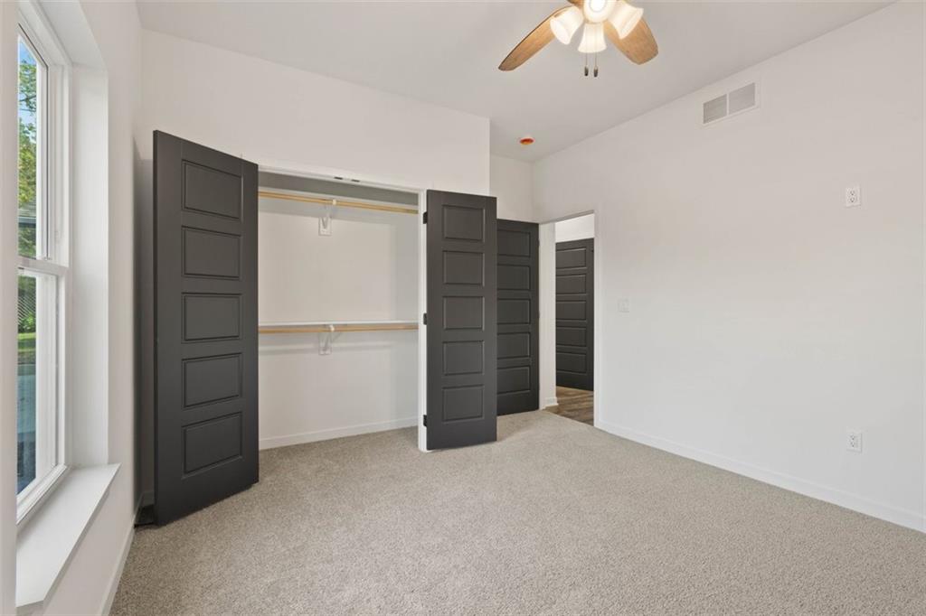 418 N Taylor Street Property Photo 36