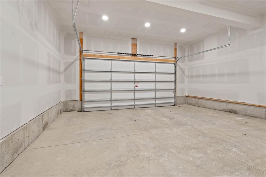 418 N Taylor Street Property Photo 37