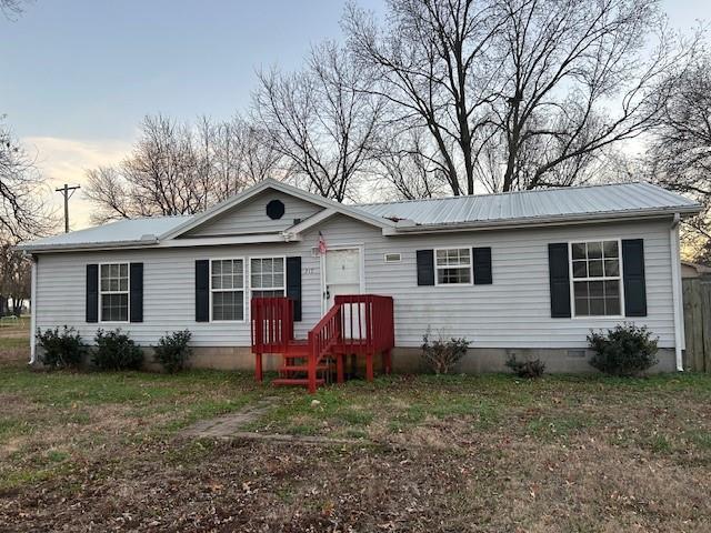 217 E 6th Street Property Photo