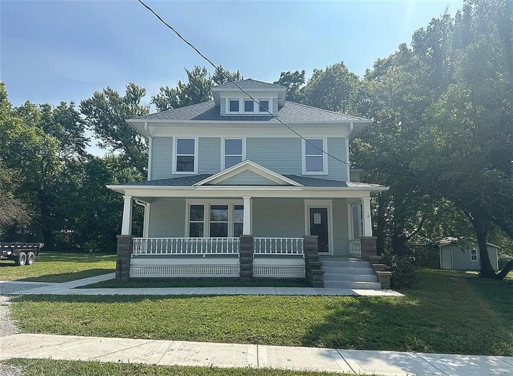 501 W Berry Street Property Photo