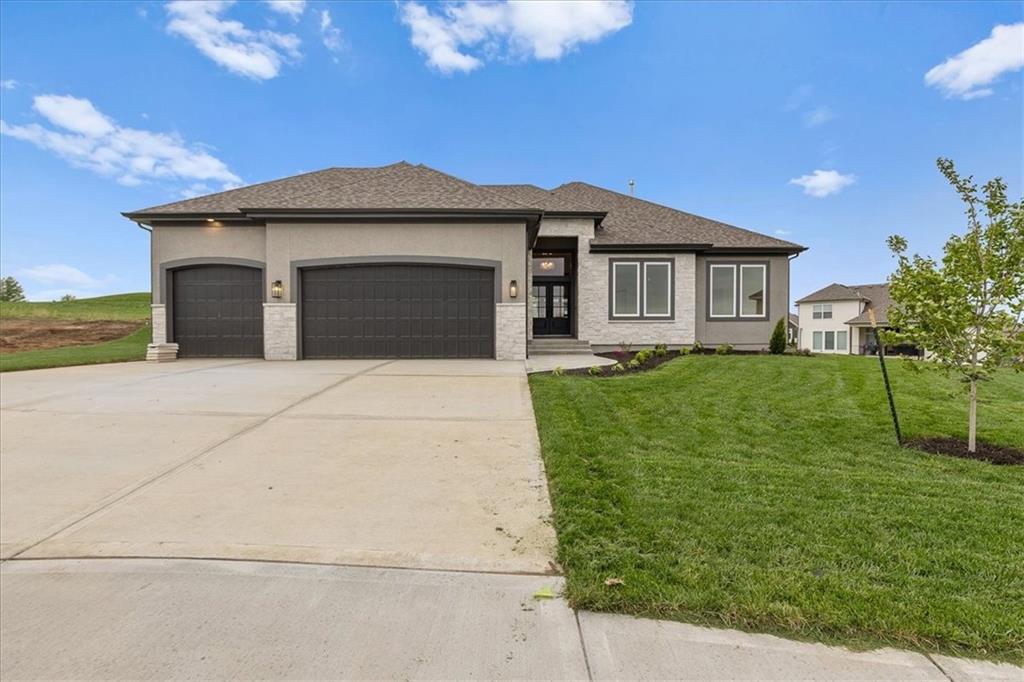 4287 Lake Shore Court Property Photo 1