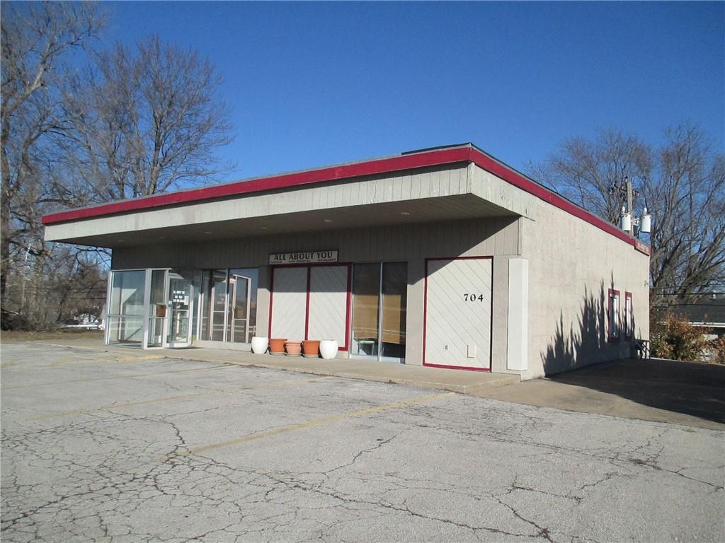 704 Nw Obrien Road Property Photo 2