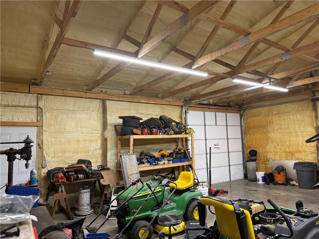 215 4th Street Property Photo 2