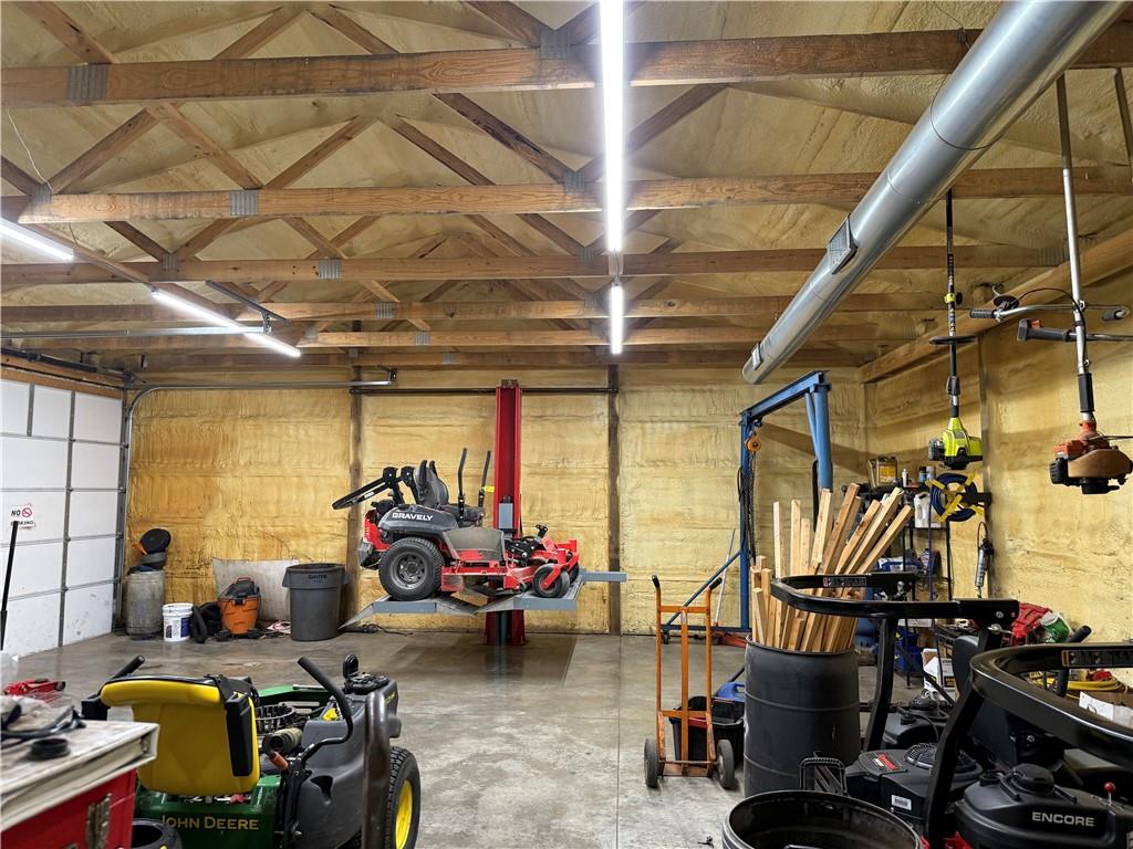 215 4th Street Property Photo 4