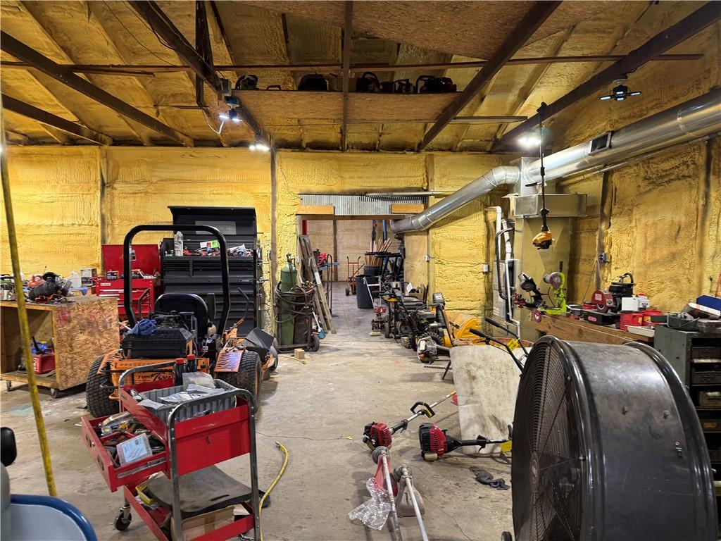 215 4th Street Property Photo 6