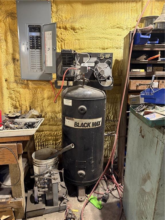 215 4th Street Property Photo 11