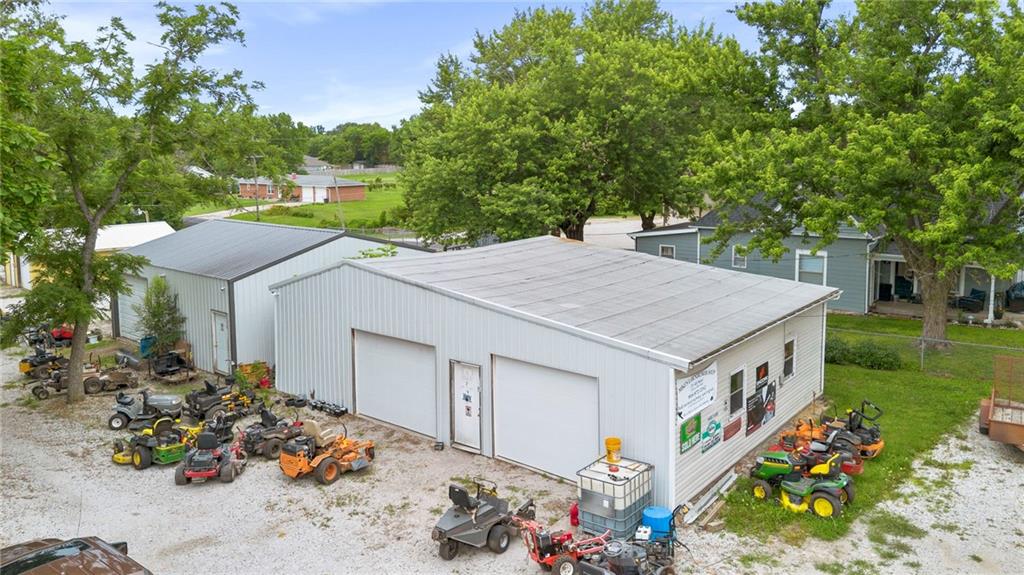 215 4th Street Property Photo 16