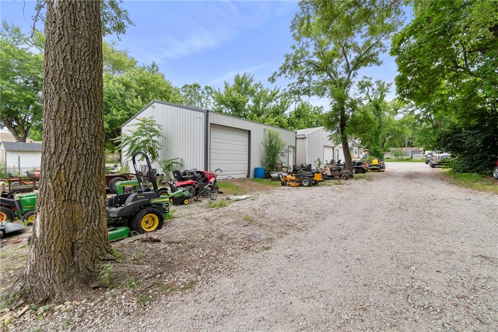 215 4th Street Property Photo 20