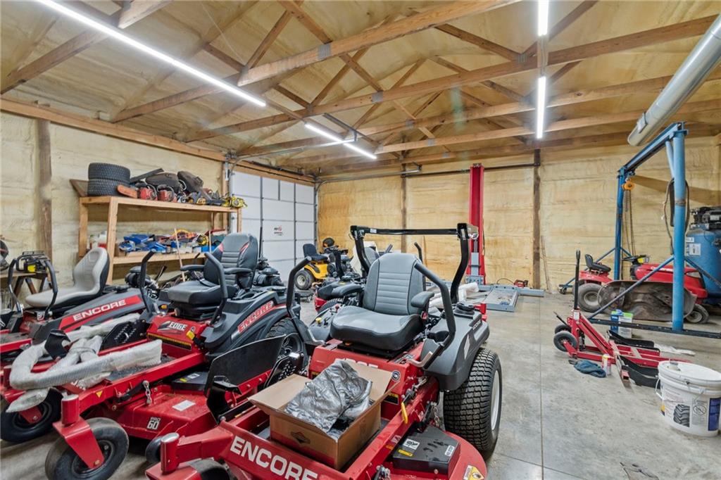 215 4th Street Property Photo 24