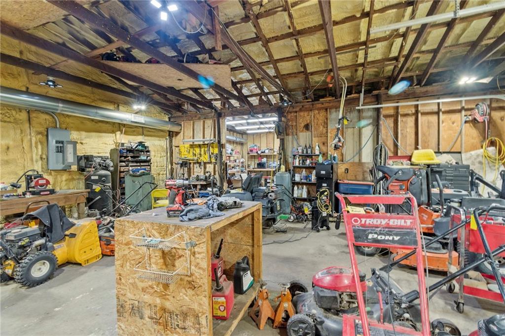 215 4th Street Property Photo 28