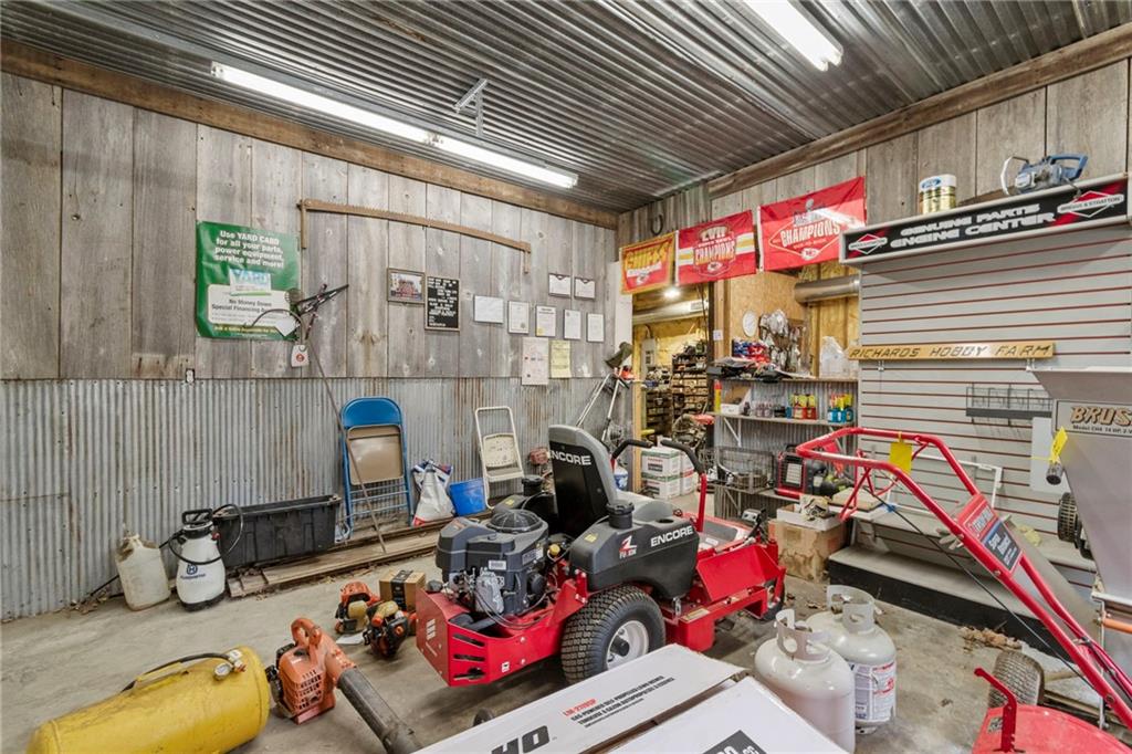 215 4th Street Property Photo 33