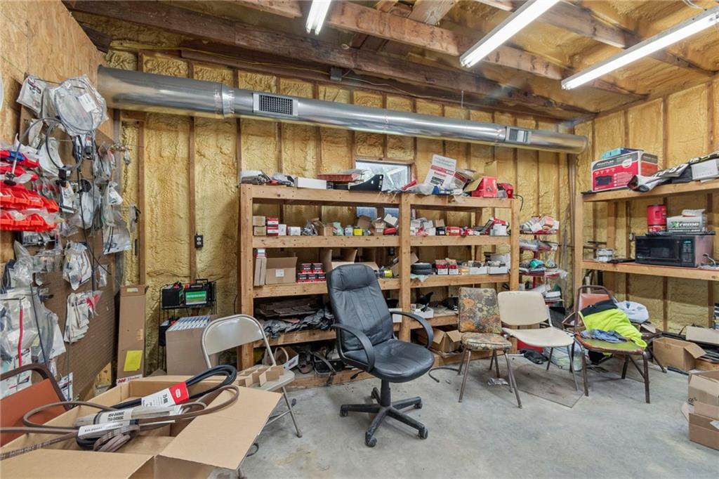 215 4th Street Property Photo 34