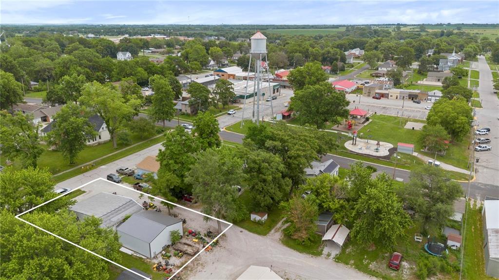 215 4th Street Property Photo 42