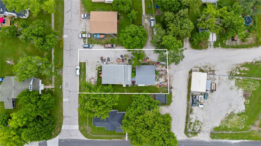 215 4th Street Property Photo 54