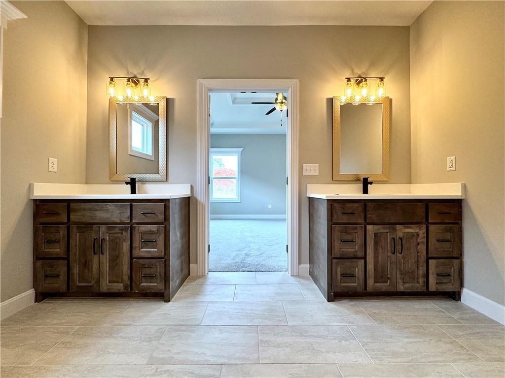 10101 N Oakland Avenue Property Photo 14