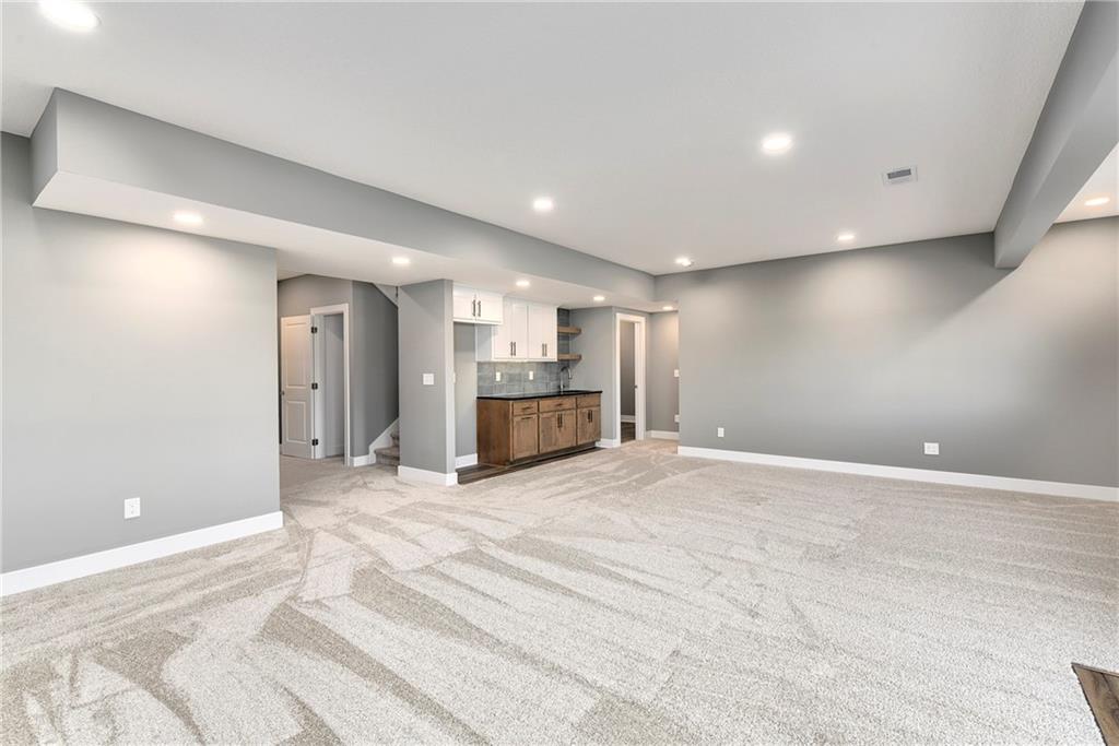 17860 Clearview Drive Property Photo 8