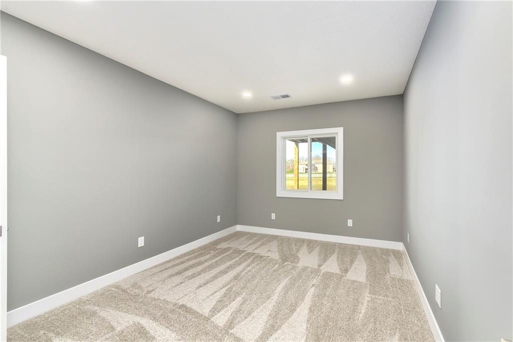 17860 Clearview Drive Property Photo 14