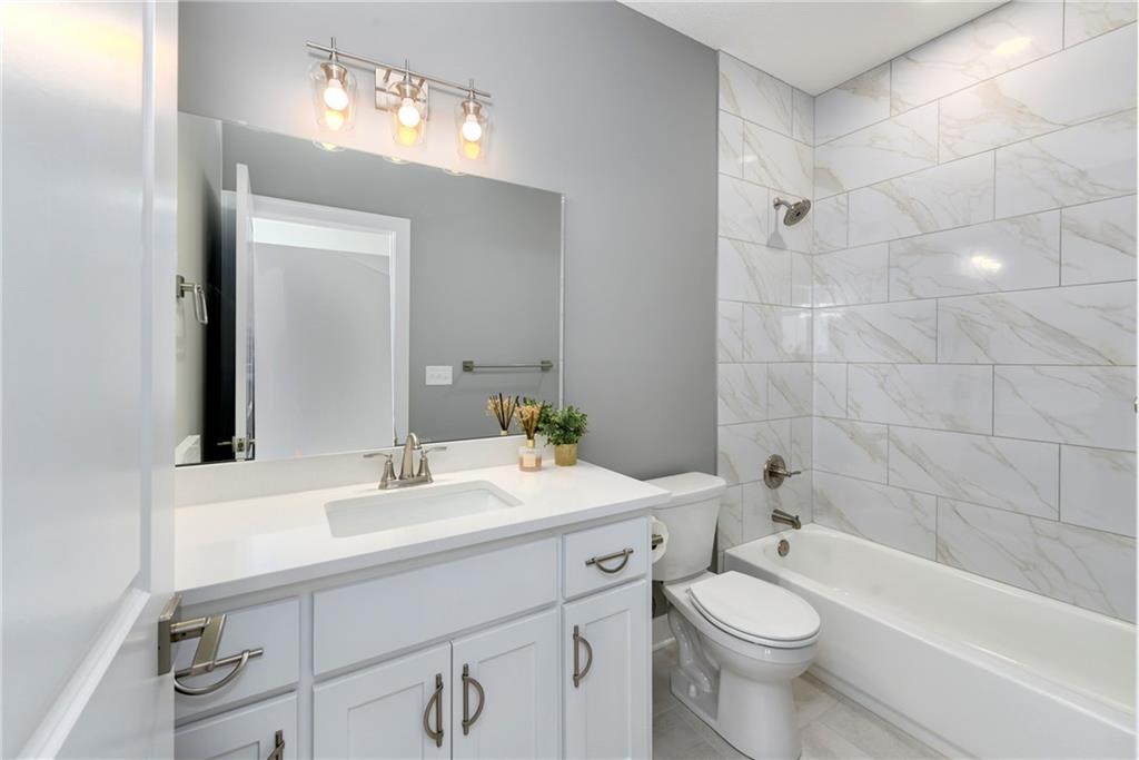 17860 Clearview Drive Property Photo 42