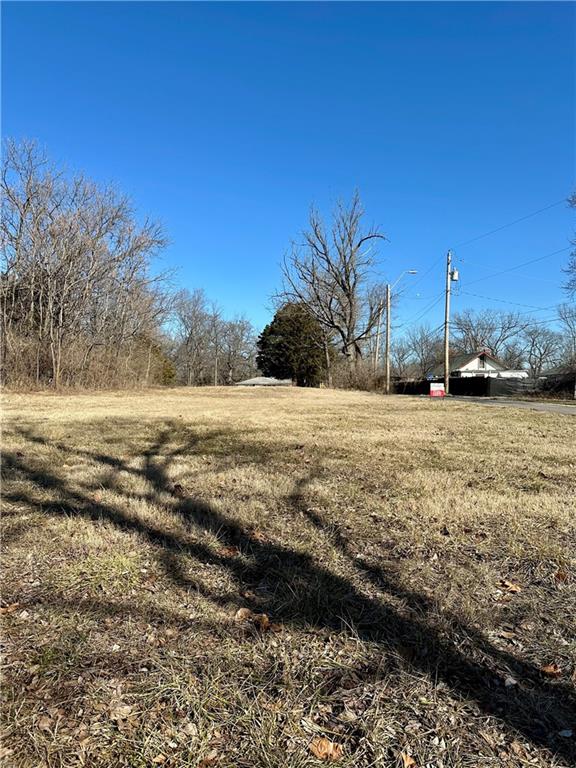 4341 E 56th Street Property Photo