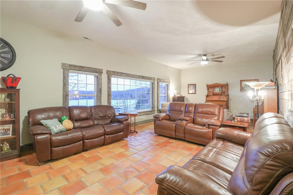 814 Porter Mill Spring Road Property Photo 16