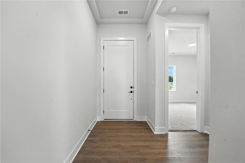 1630 Grayhawk Drive Property Photo 5