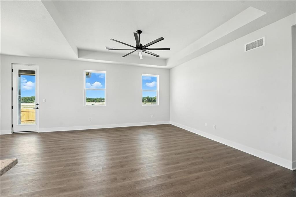 1630 Grayhawk Drive Property Photo 6