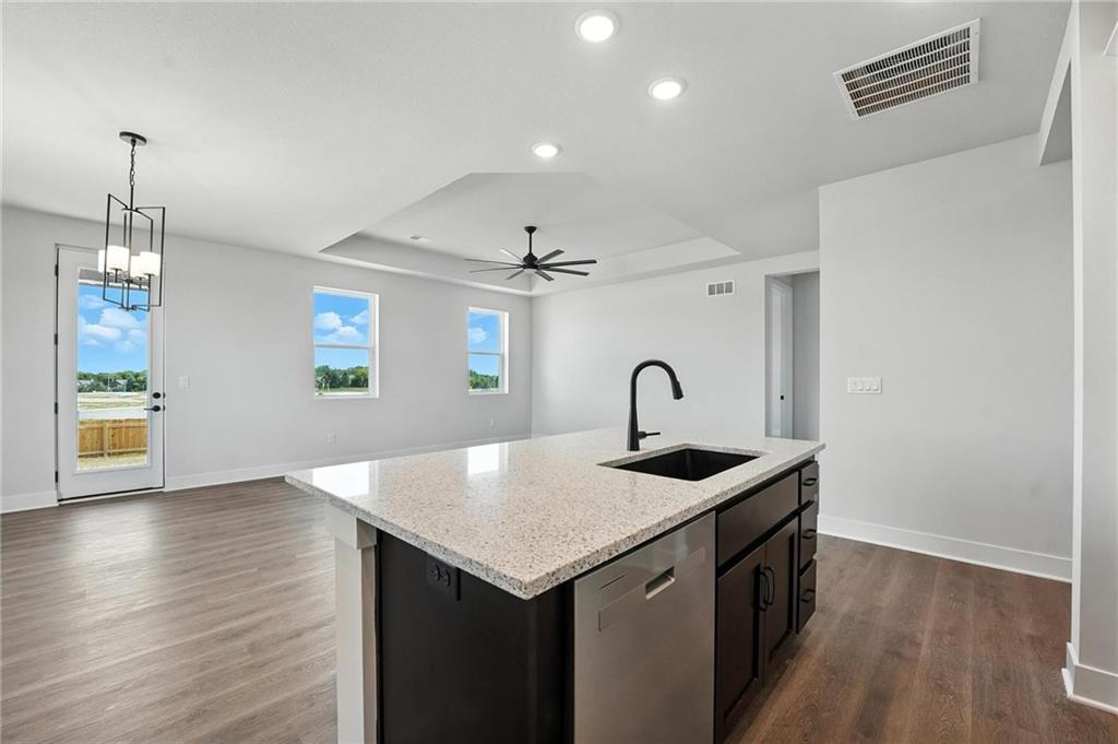 1630 Grayhawk Drive Property Photo 13