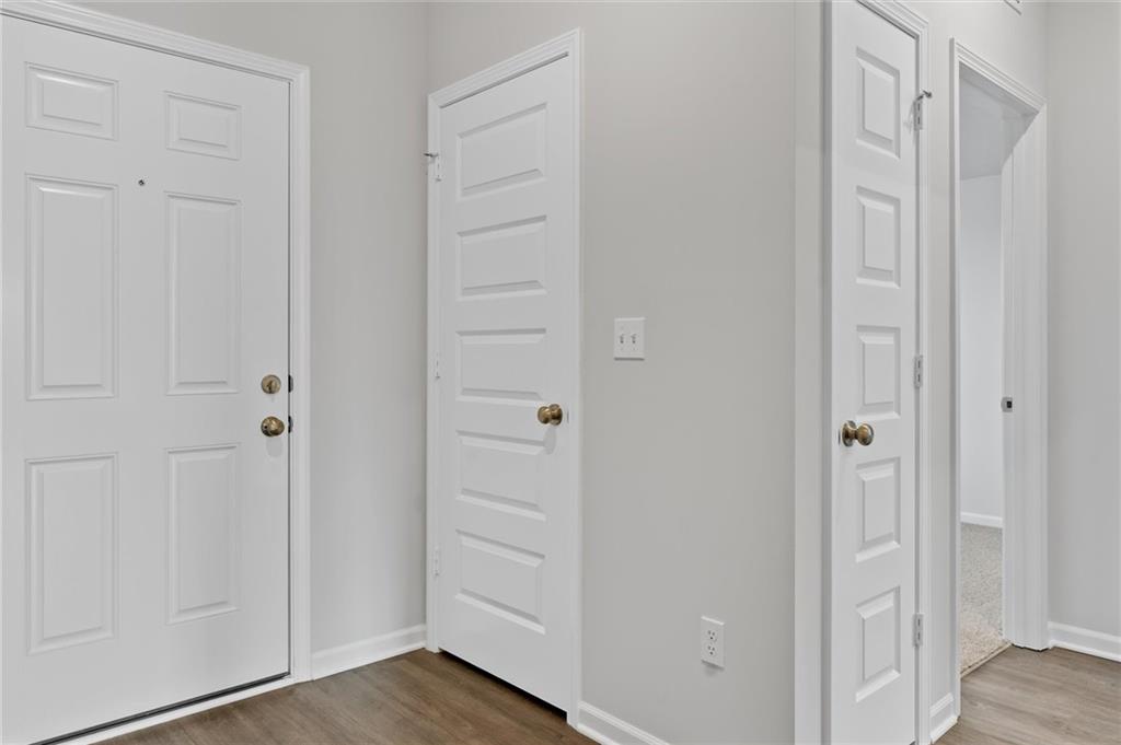 557 W Colleen Court Property Photo 3