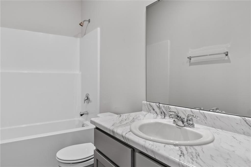 557 W Colleen Court Property Photo 4