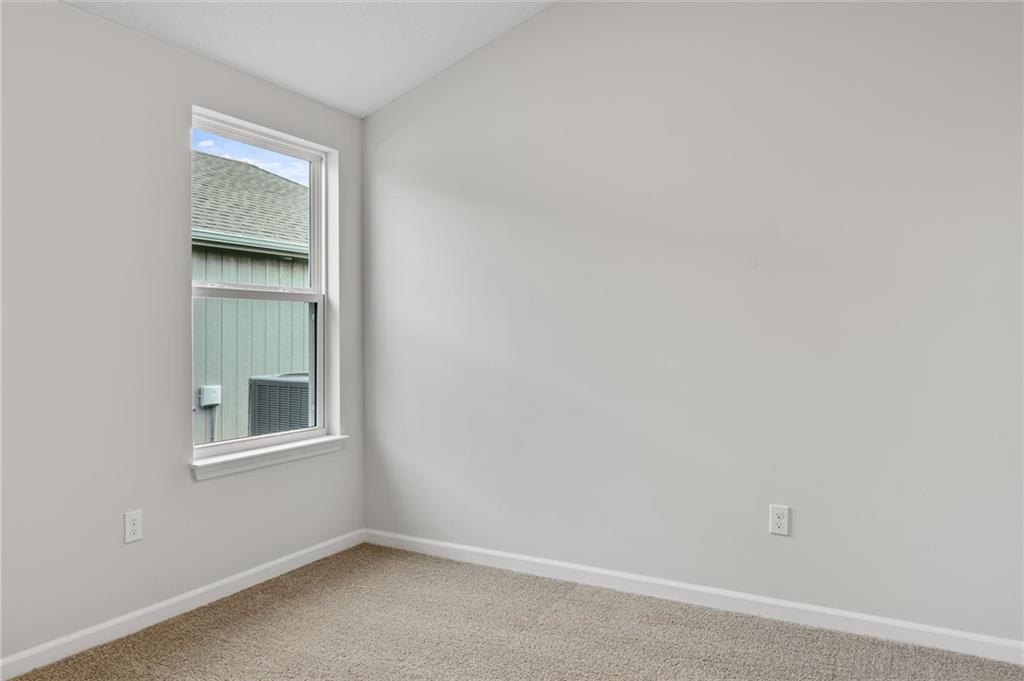557 W Colleen Court Property Photo 5