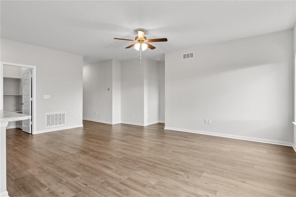 557 W Colleen Court Property Photo 11