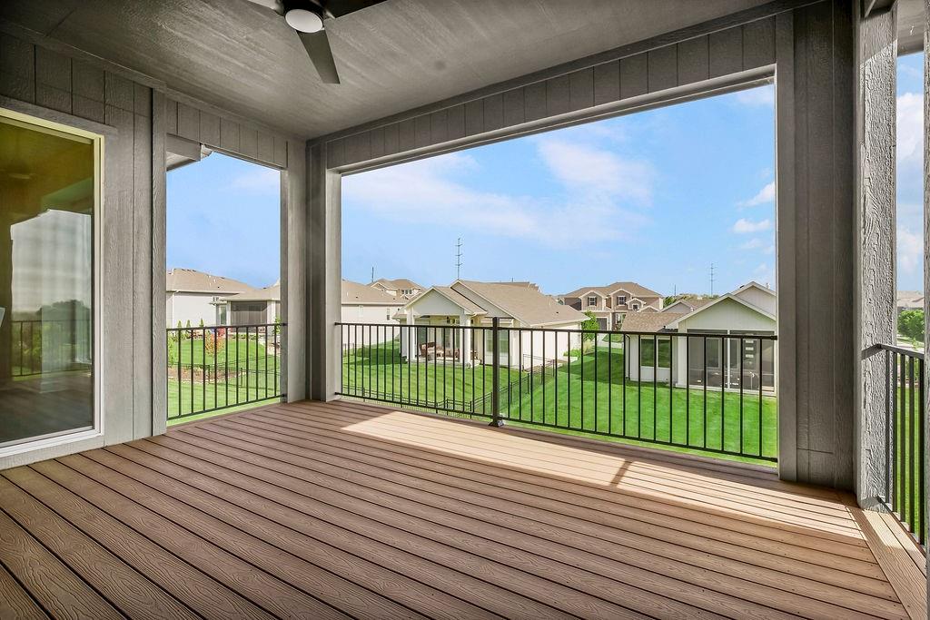 4102 W 158th Terrace Property Photo 15