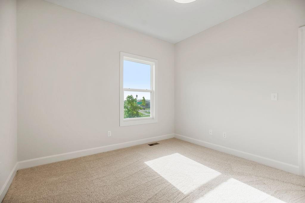 4102 W 158th Terrace Property Photo 25