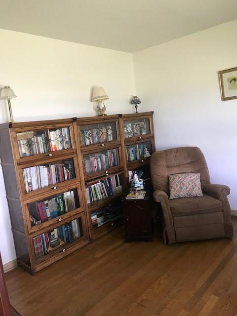 22015 Metcalf Road Property Photo 8
