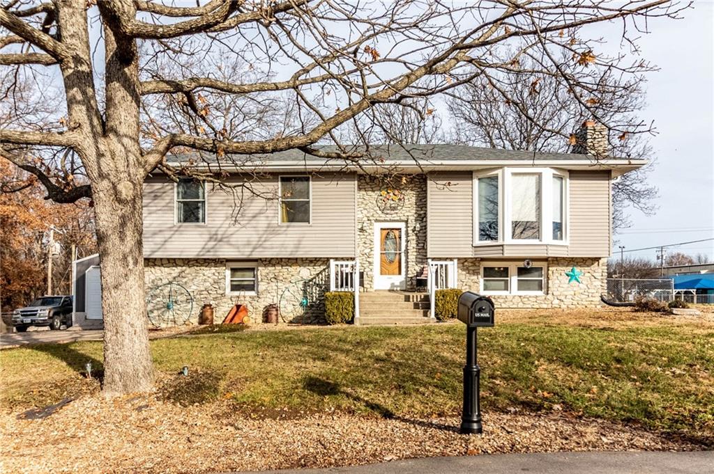 100 W Hickory Lane