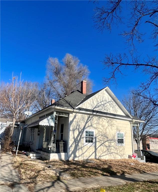 709-711 E Highland Avenue Property Photo