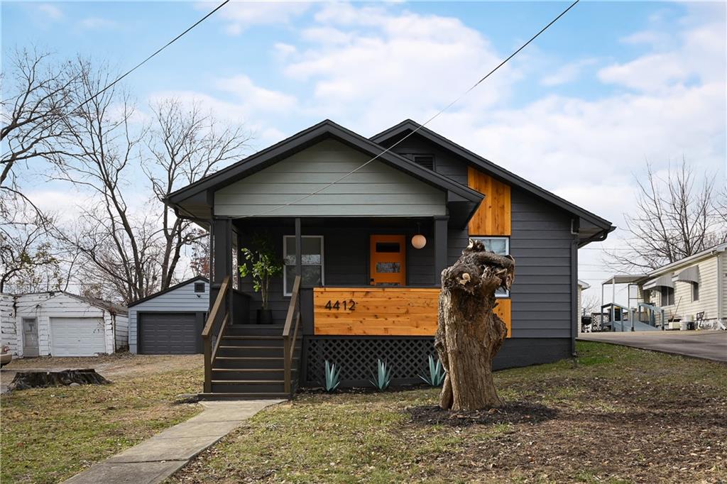 4412 N Jackson Avenue Property Photo