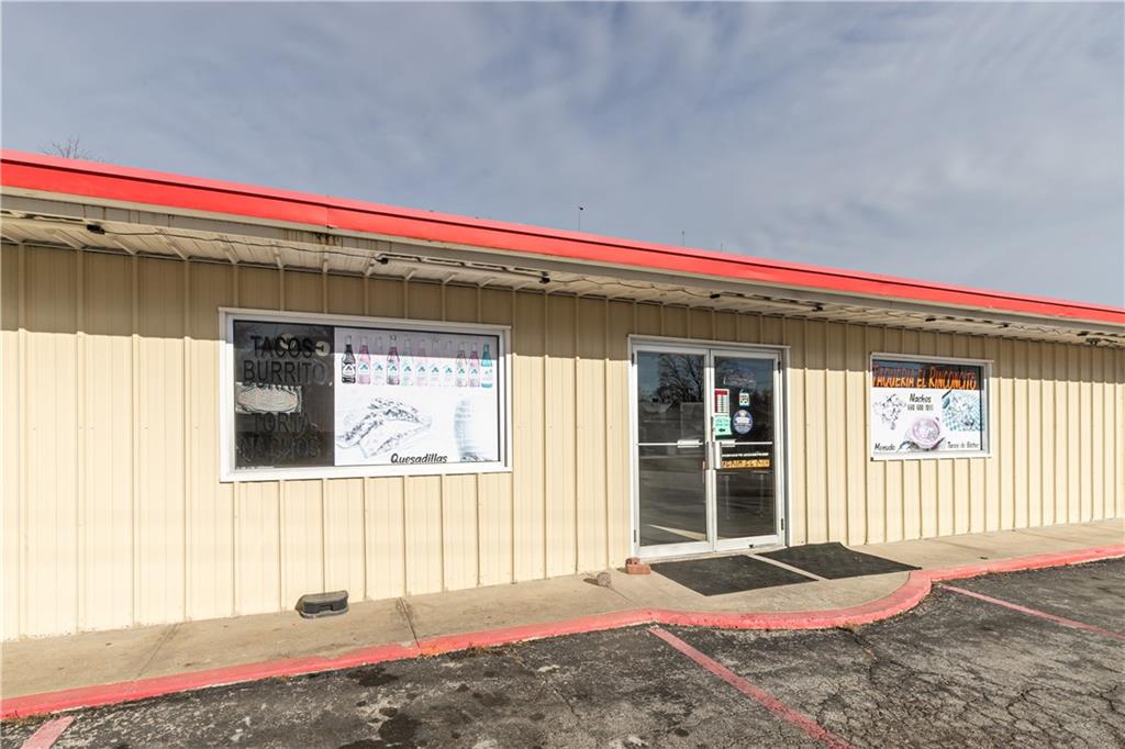 300 N Harrison Avenue Property Photo