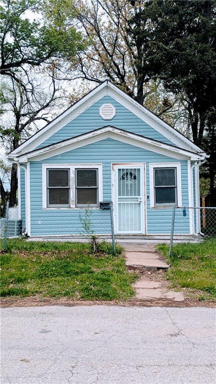 3121 Delavan Avenue Property Photo