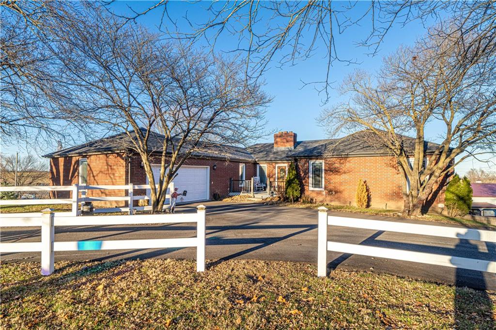 11123 County Rd 159 Road Property Photo 1