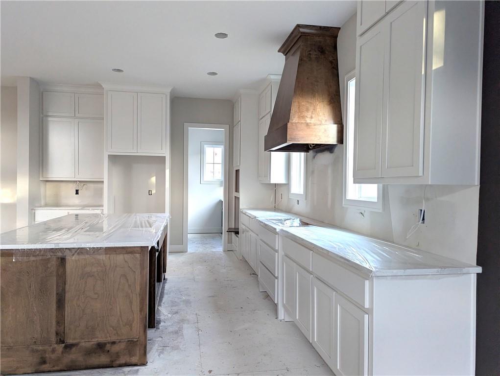 17008 Hayes Street Property Photo 6