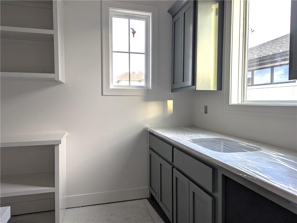 17008 Hayes Street Property Photo 9