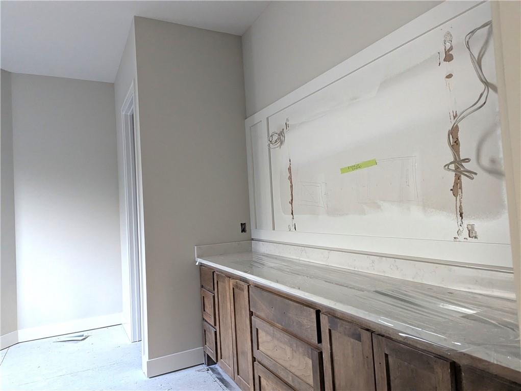 17008 Hayes Street Property Photo 13