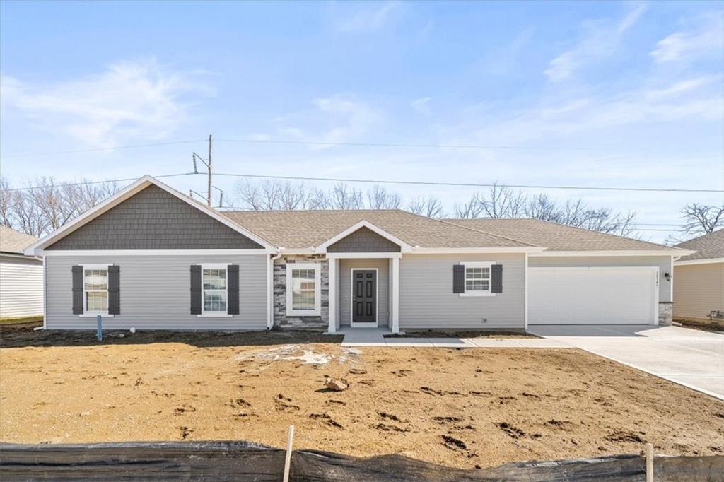 12345 N Shannon Avenue Property Photo